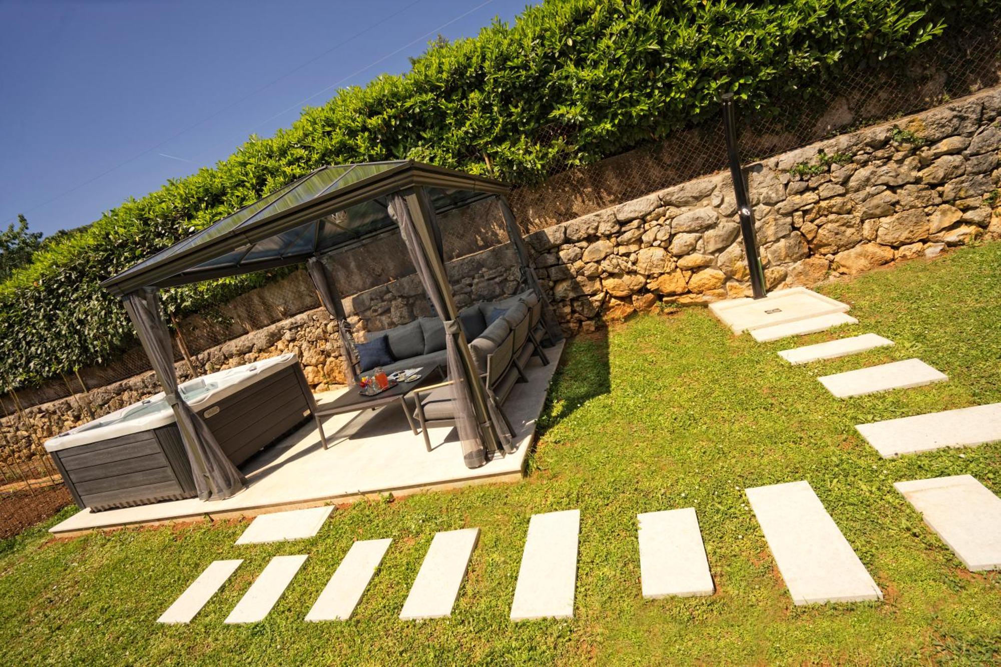 Riviera Blue Apartments With Seaview, Private Whirlpools And Parking Near Opatija Opric 外观 照片