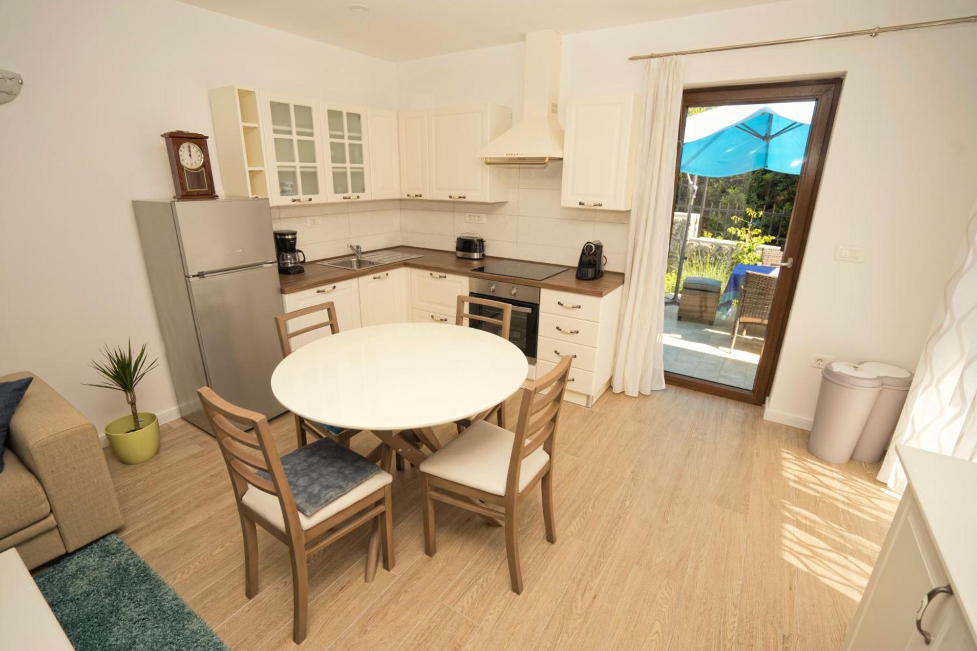 Riviera Blue Apartments With Seaview, Private Whirlpools And Parking Near Opatija Opric 外观 照片