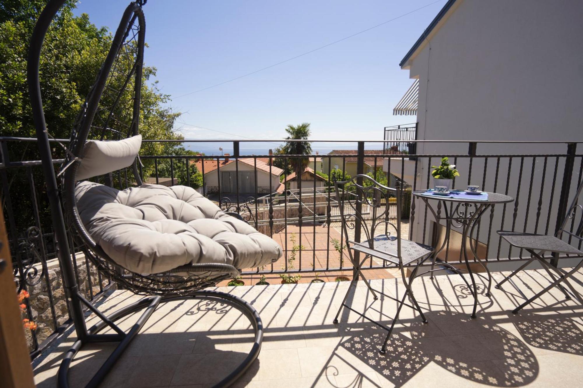 Riviera Blue Apartments With Seaview, Private Whirlpools And Parking Near Opatija Opric 外观 照片